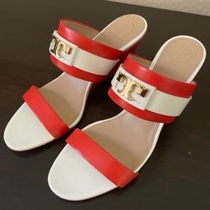 TORY BURCH - BRAND NEW NEVER WORN.  SIZE 8